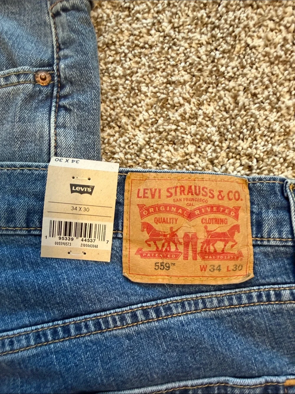 Levi's Men's Relaxed Straight Jeans in Medium & Dark Wash - 34x30 - Bundle of 2